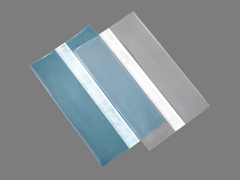 টাইভেক দিয়ে তৈরি সেন্টার স্ট্রিপ পাউচ